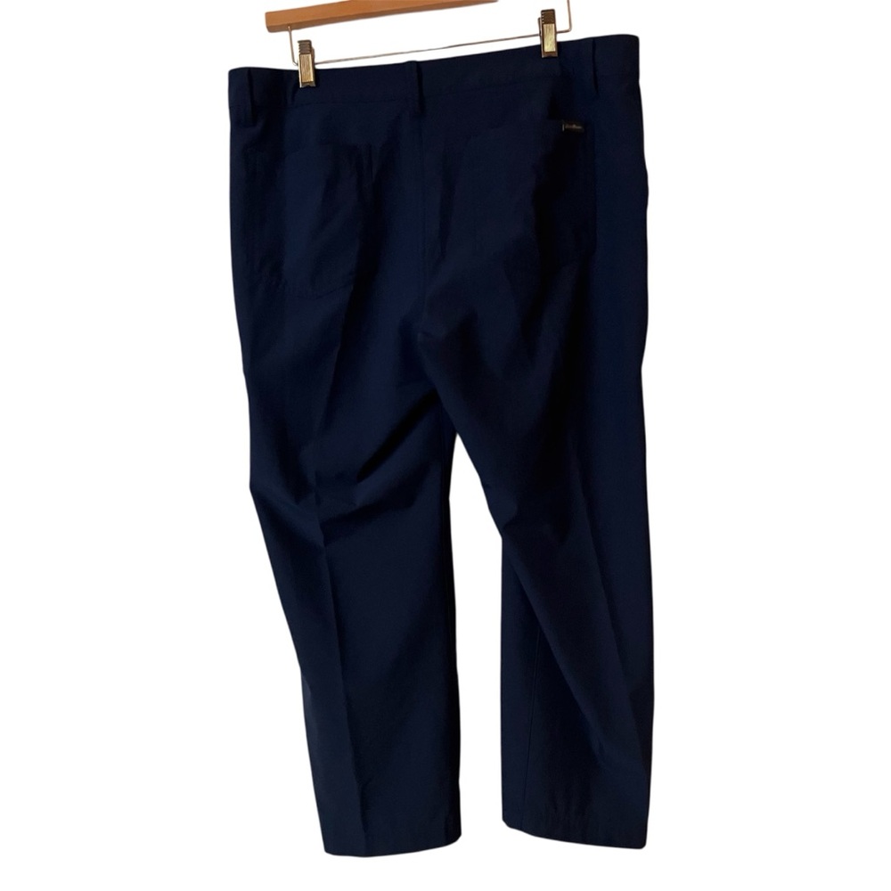 Eddie Bauer Women's Size 12 Blue Navy Ripstop Crop Pants With Pockets - Picture 3 of 14